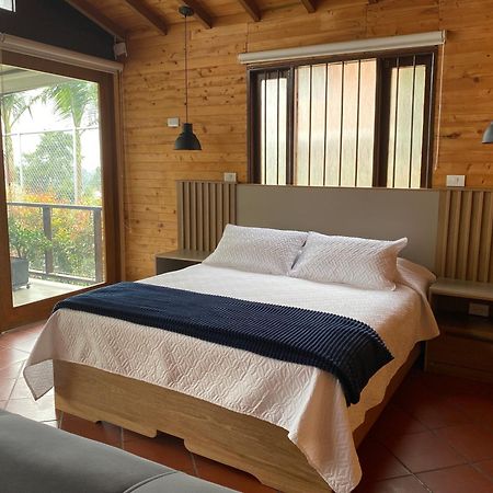 Finca Hotel 12 Palmas- Aeropuerto Jmc Ріонегро Екстер'єр фото