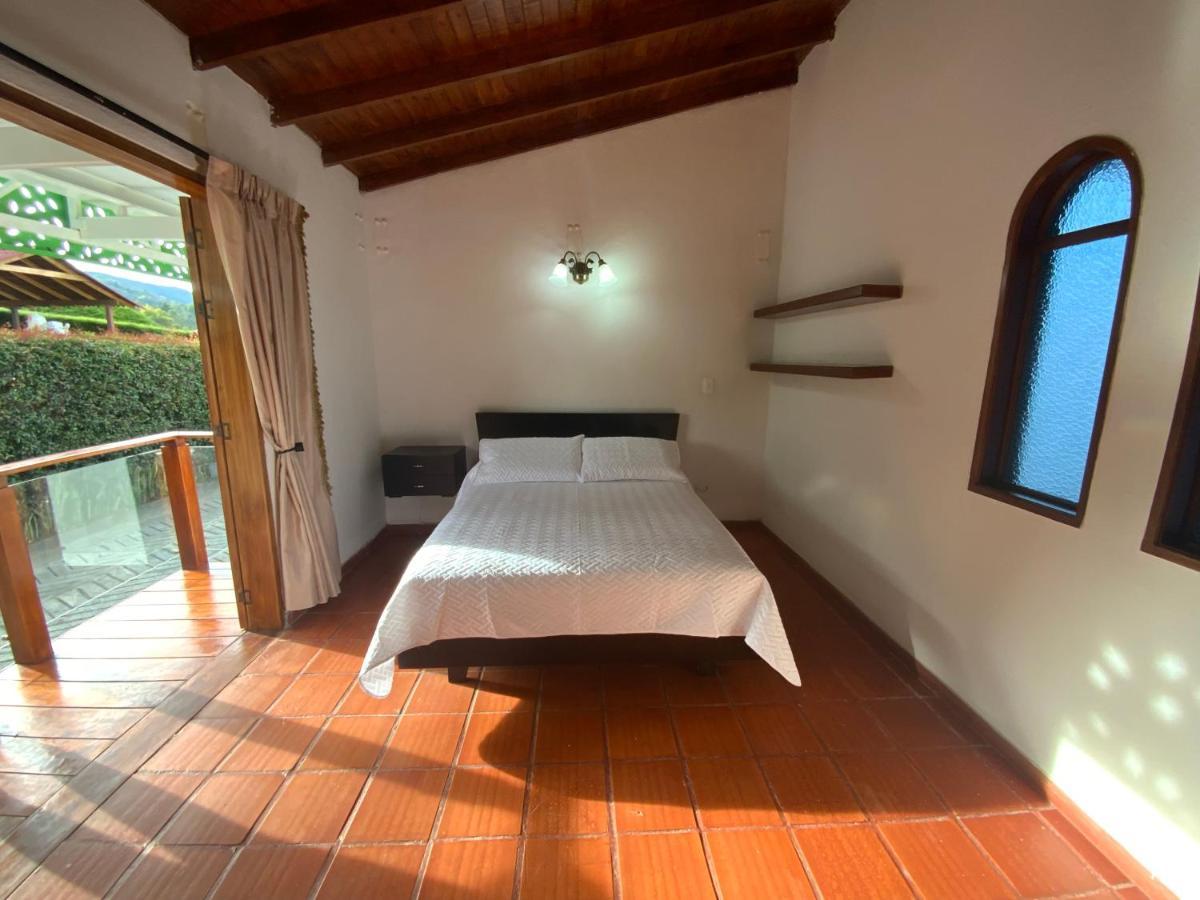 Finca Hotel 12 Palmas- Aeropuerto Jmc Ріонегро Екстер'єр фото